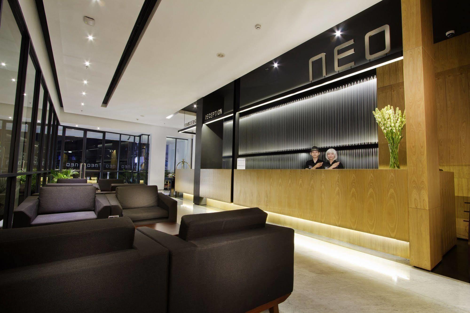 Neo Hotel Tendean Jakarta By Aston Exterior foto
